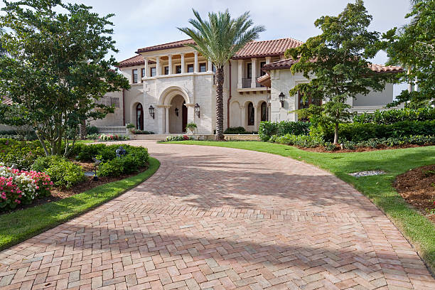 Best Local Driveway Pavers  in Veneta, OR
